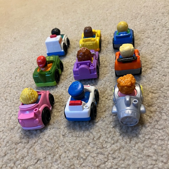 Little People Wheelies - Picture 4 of 4